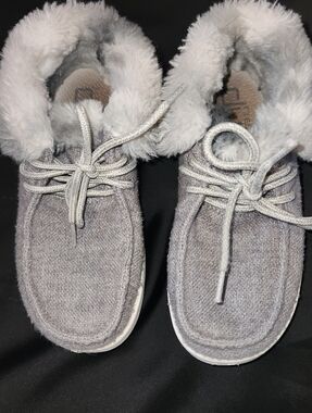 Girls Hey Dude Shoes